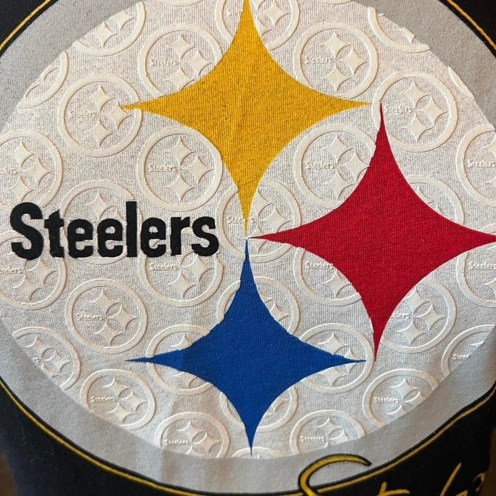 NFL Team‎ Apparel Pittsburgh Steelers Womens Black Graphic T-Shirt Size Medium
